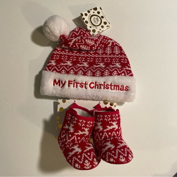 Little Me Other - Little Me My First Christmas Baby Santa Hat & Santa Boots  Size 0 - 6 Months NWT